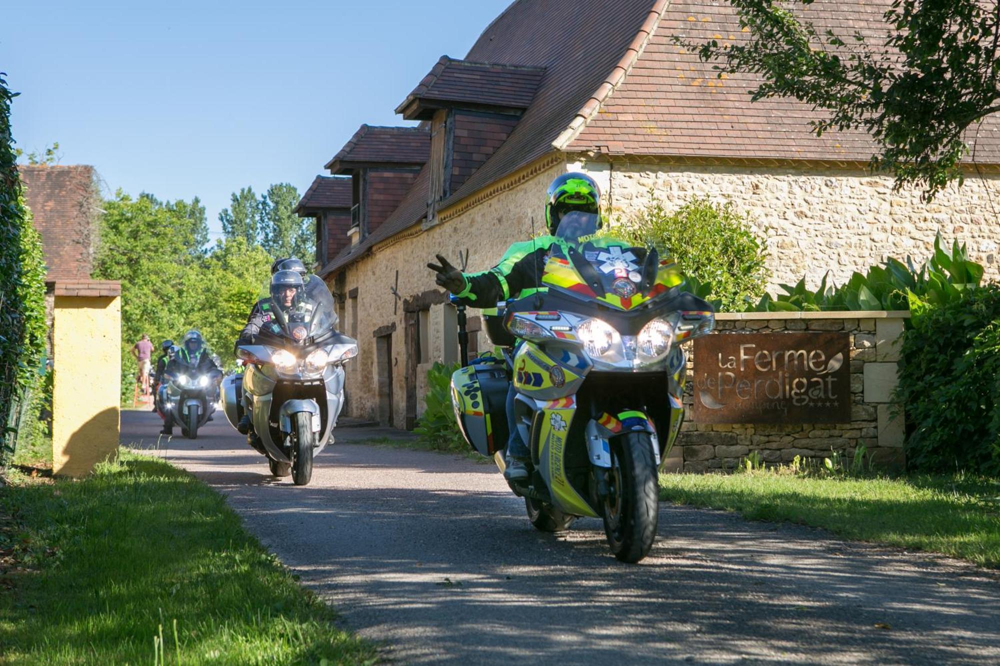Camping La Ferme De Perdigat Limeuil エクステリア 写真