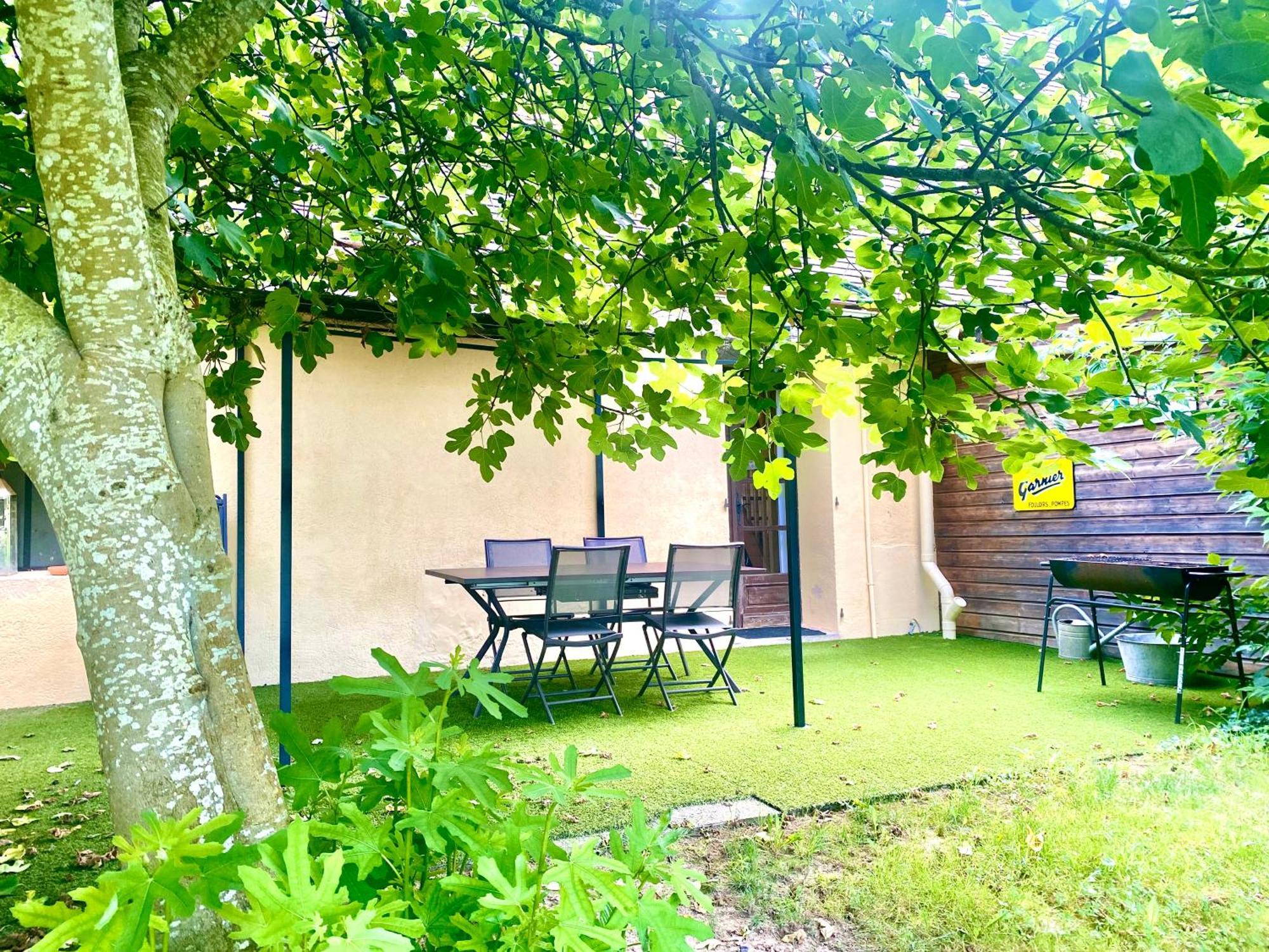 Camping La Ferme De Perdigat Limeuil エクステリア 写真
